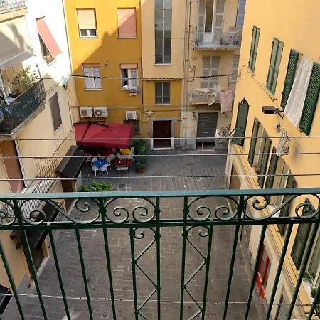 Riposo In Centro Citta Apartamento *